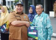 Apel Gabungan Bulan November, Sekda Serahkan SK Pensiunan Pegawai dan Bantuan Purna Bakti Korpri