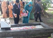 Peringatan Hari Pahlawan ke-79, Pj Bupati Sandi Fahlepi: Mari Teladani Semangat Perjuangan Para Pahlawan