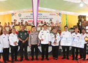 Bupati Edison dan Wabup Sumarni Serahkan Mobil Operasional Desa dan Luncurkan PBB Gratis