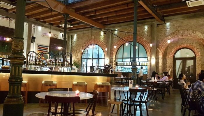 10 Restoran Fine Dining Terbaik di Indonesia 2025: Panduan Premium Kuliner Nasional