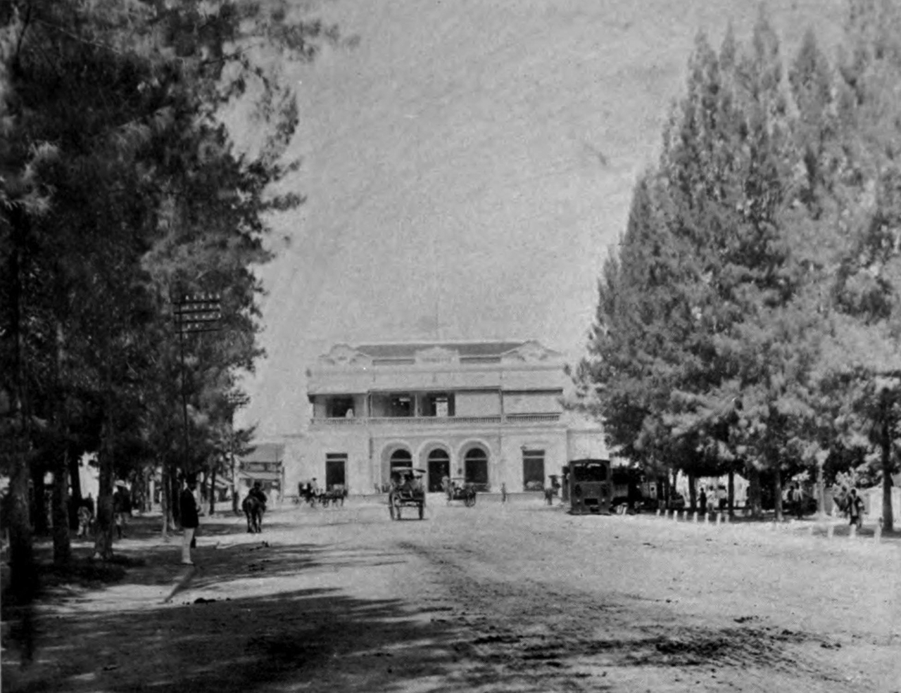 restoran keluarga di Surabaya